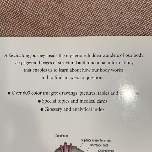 Anatomy Book - Picture 12 of 13